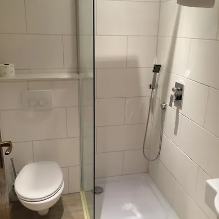 - Restaurant Schuetzenhof Ulmbach